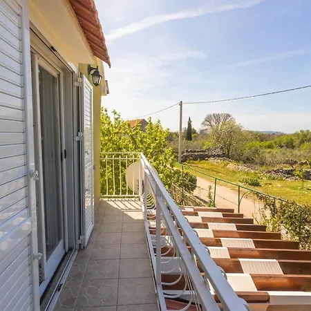 Peaceful House In Nature Nearby National Park Krka Bristane Extérieur photo